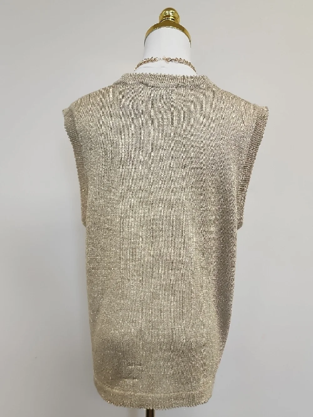 Cricket Lane Beige Knit Button Front Sweater Vest Size Medium